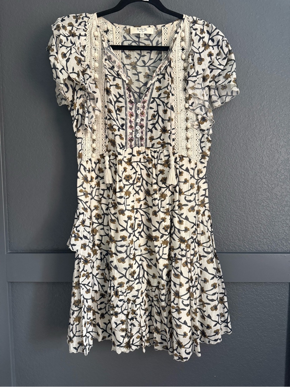 SEA NEW YORK • Kaylee mini dress - size 4 - boho tassel Pom Pom details